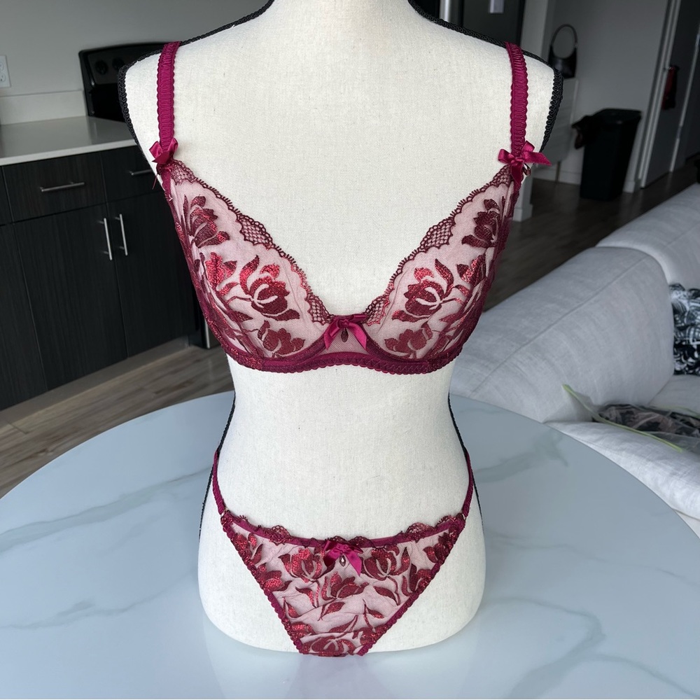Agent Provocateur Sparkle Bra & Brief